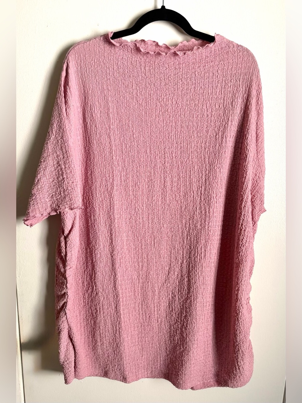 Pink💗 Textured Ruffle-Neck Tunic Top